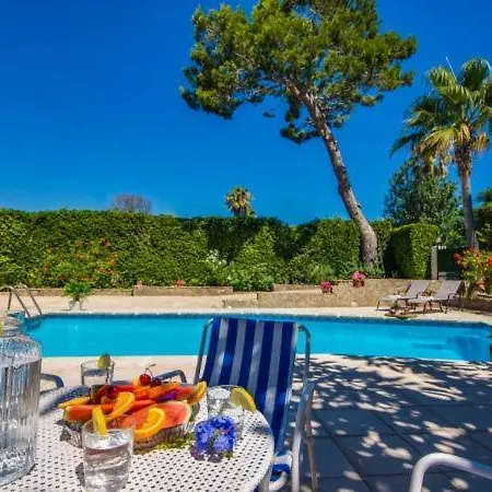 Can Picafort Holiday Sleeps 6 With Pool Air Con And Wifi * Can Picafort (Mallorca)